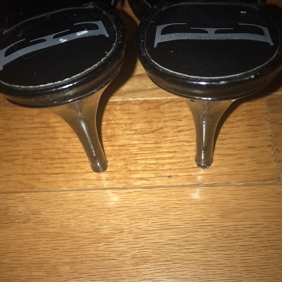 Heels with bow - Picture 3 of 4